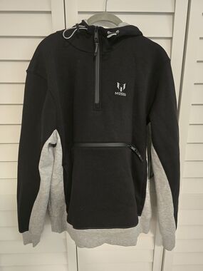 Messi Men's Black & Gray Pullover Hoodie